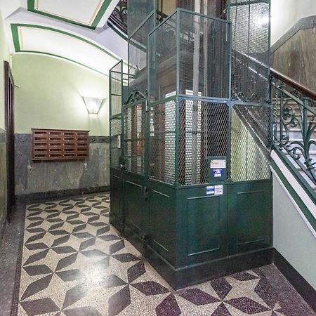 Stylish Apartment In The Heart Of Torino Екстериор снимка