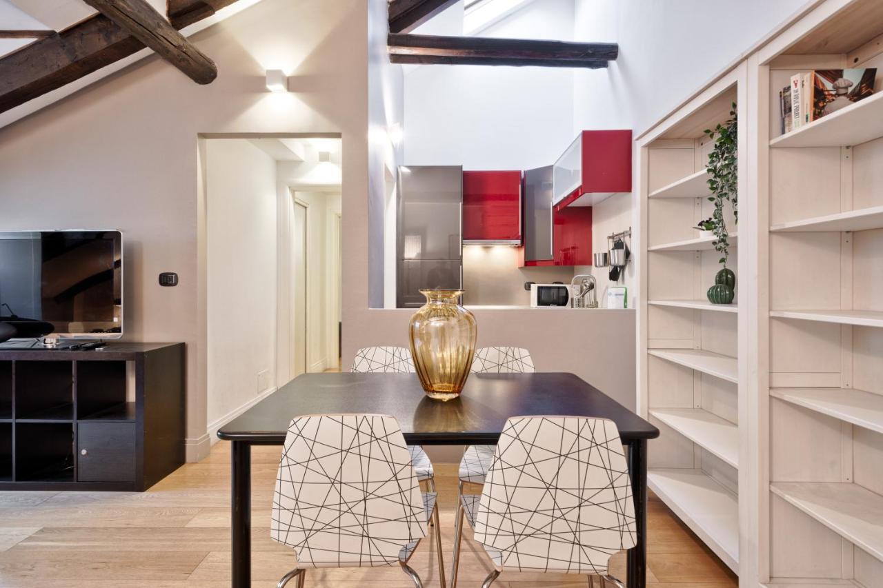 Stylish Apartment In The Heart Of Torino Екстериор снимка