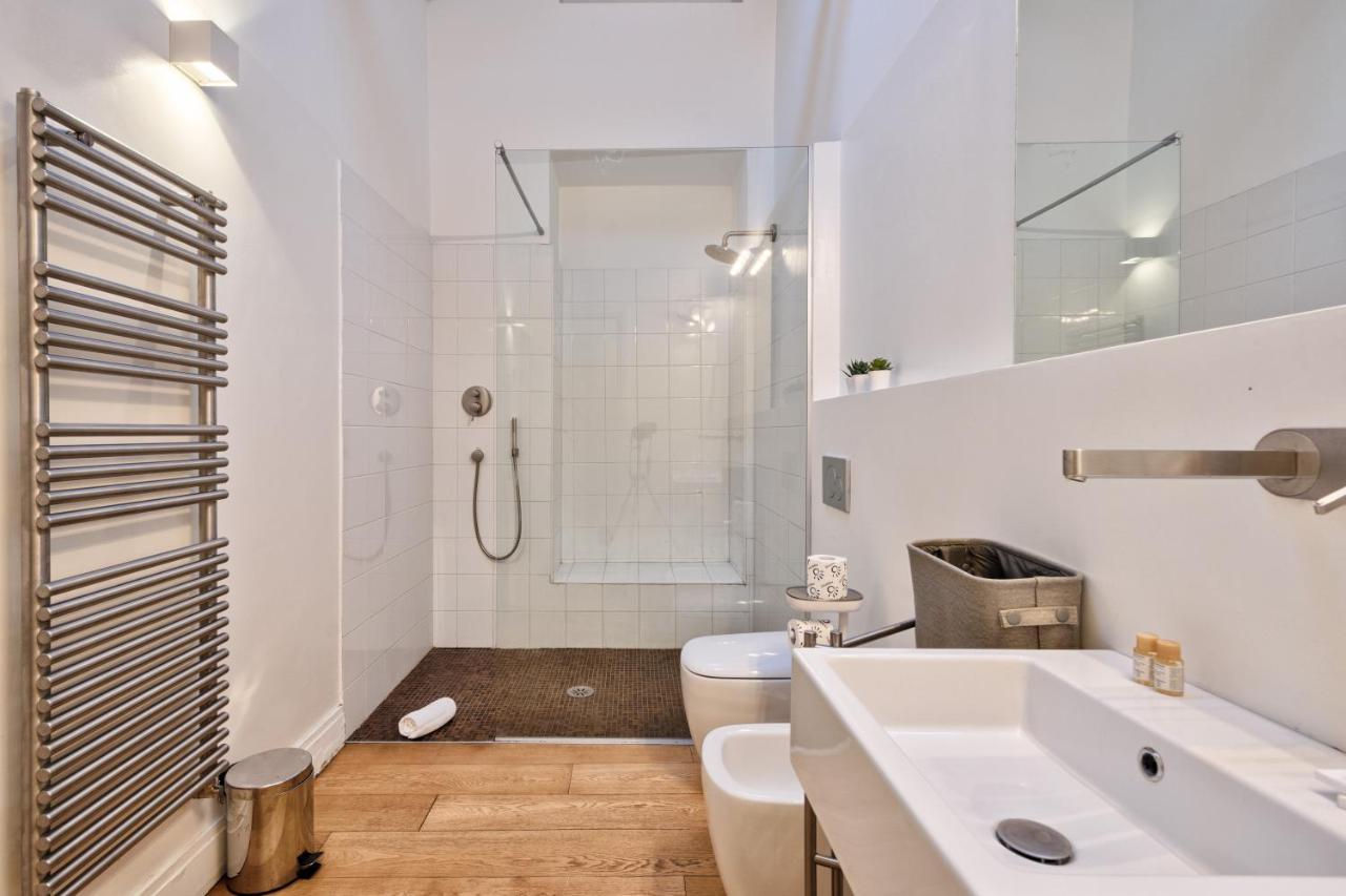 Stylish Apartment In The Heart Of Torino Екстериор снимка